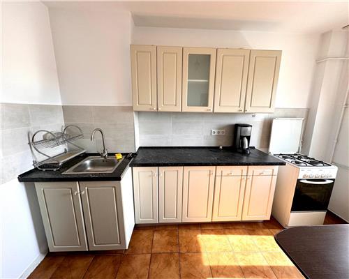 Vanzare apartament 2 camere, in Ploiesti, zona Marasesti