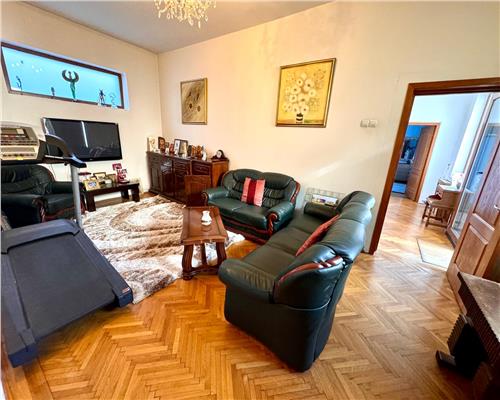 Vanzare casa 5 camere in Ploiesti, zona Cercelus Bd. Castanilor