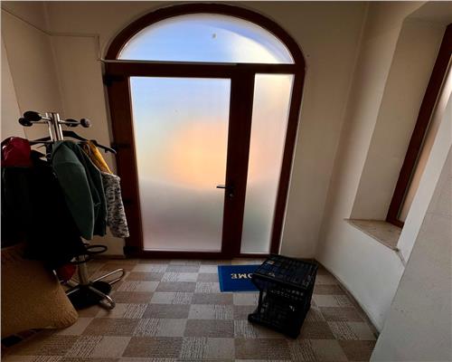 Vanzare casa 5 camere in Ploiesti, zona Cercelus Bd. Castanilor