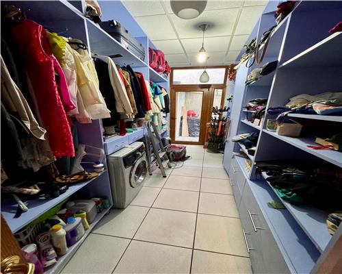 Vanzare casa 5 camere in Ploiesti, zona Cercelus Bd. Castanilor