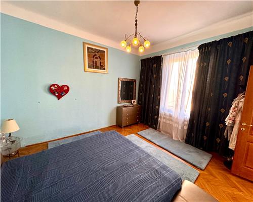 Vanzare casa 5 camere in Ploiesti, zona Cercelus Bd. Castanilor