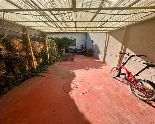 Vanzare casa 5 camere in Ploiesti, zona Cercelus Bd. Castanilor