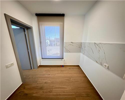 Inchiriere 2 cladiri pentru birouri clasa A, parcare proprie, Ploiesti, zona Sud