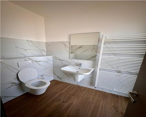 Inchiriere 2 cladiri pentru birouri clasa A, parcare proprie, Ploiesti, zona Sud