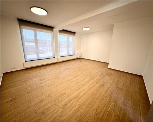 Inchiriere 2 cladiri pentru birouri clasa A, parcare proprie, Ploiesti, zona Sud