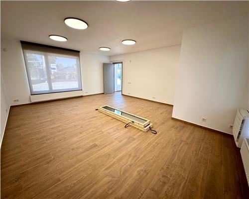 Inchiriere 2 cladiri pentru birouri clasa A, parcare proprie, Ploiesti, zona Sud