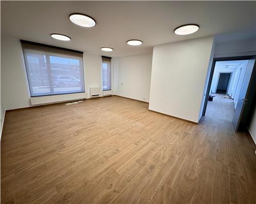 Inchiriere 2 cladiri pentru birouri clasa A, parcare proprie, Ploiesti, zona Sud