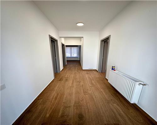 Inchiriere 2 cladiri pentru birouri clasa A, parcare proprie, Ploiesti, zona Sud
