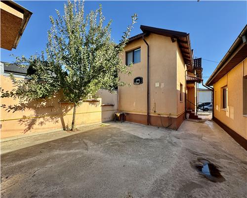 Ansamblu 2 case, 6 camere, garaj, Marasesti Ploiesti