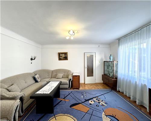 Ansamblu 2 case, 6 camere, garaj, Marasesti Ploiesti