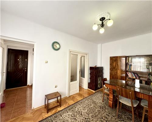 Ansamblu 2 case, 6 camere, garaj, Marasesti Ploiesti