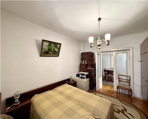 Ansamblu 2 case, 6 camere, garaj, Marasesti Ploiesti
