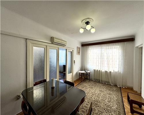 Ansamblu 2 case, 6 camere, garaj, Marasesti Ploiesti