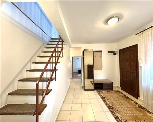 Ansamblu 2 case, 6 camere, garaj, Marasesti Ploiesti