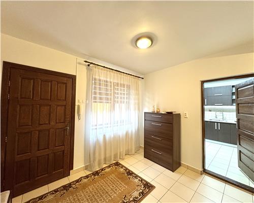 Ansamblu 2 case, 6 camere, garaj, Marasesti Ploiesti
