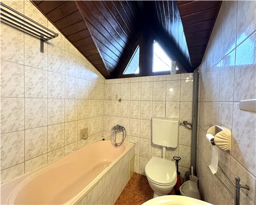 Ansamblu 2 case, 6 camere, garaj, Marasesti Ploiesti