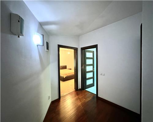 Casa 4 camere, S+P+1E, ultracentral, Ploiesti