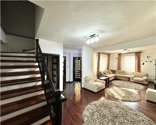 Casa 4 camere, S+P+1E, ultracentral, Ploiesti