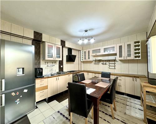Casa 4 camere, S+P+1E, ultracentral, Ploiesti