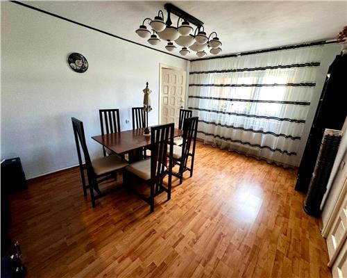 Vanzare casa 6 camere, in Ploiesti, zona centrala