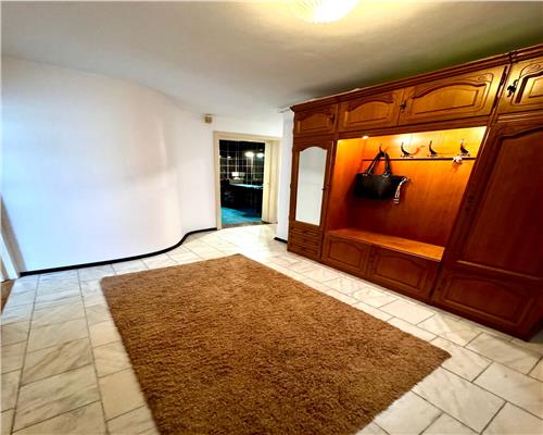 Vanzare casa 6 camere, in Ploiesti, zona centrala