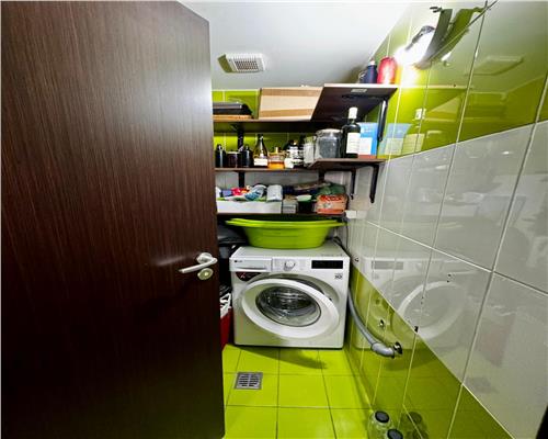 Vanzare penthouse 4 camere, 3 bai, in Ploiesti, zona Albert Evocasa