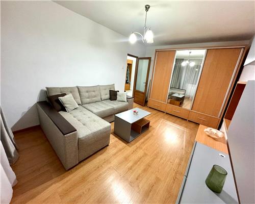 Inchiriere apartament 2 camere, modern, in Ploiesti, zona Vest.