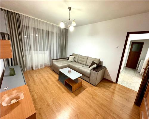 Inchiriere apartament 2 camere, modern, in Ploiesti, zona Vest.