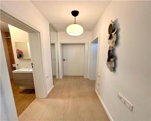 Inchiriere apartament 3 camere, curte proprie, In Ploiesti, zona Cantacuzino.
