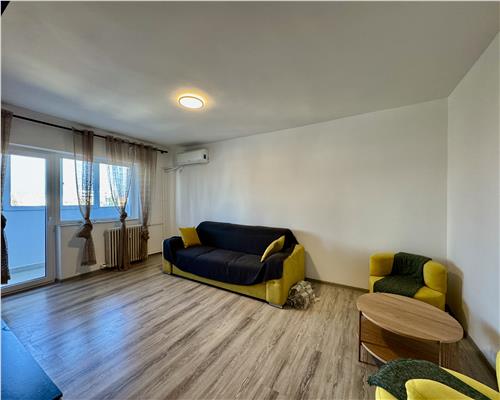 Apartament 3 camere, prima inchiriere, zona Democratiei Sud, Ploiesti.