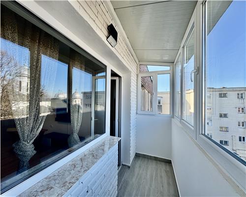 Apartament 3 camere, prima inchiriere, zona Democratiei Sud, Ploiesti.