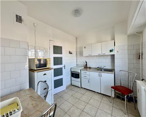 Apartament 2 camere, renovat, Centru, Omnia, Ploiesti