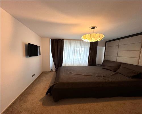 Inchiriere apartament 3 camere, in Ploiesti, zona Republicii (Parcul Mihai  Viteazul)