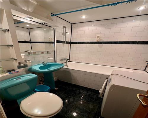Vanzare apartament 3 camere, in Ploiesti, zona Ion Maiorescu.