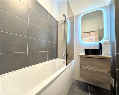 Apartament 2 camere de lux, prima inchiriere, parcare, Albert, Ploiest