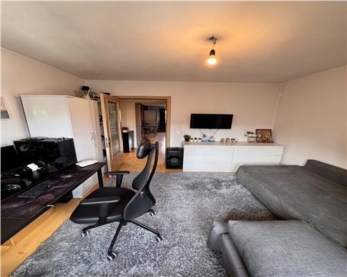 Apartament 3 camere, cf. 1A decomandat, Ploiesti Cantacuzino