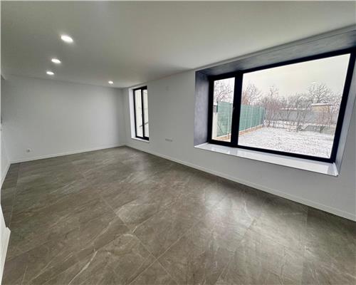 Vanzare casa 4 camere plus garaj, in Paulesti, zona cu priveliste la padure.
