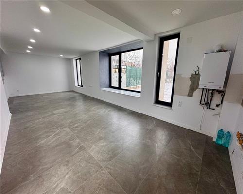 Vanzare casa 4 camere plus garaj, in Paulesti, zona cu priveliste la padure.