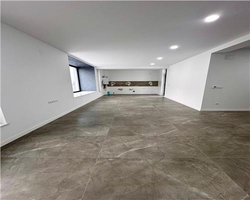 Vanzare casa 4 camere plus garaj, in Paulesti, zona cu priveliste la padure.