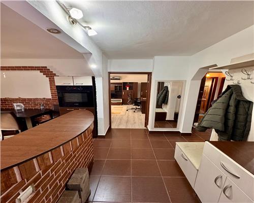 Inchiriere apartament 3 camere, centrala proprie, Ploiesti zona Mihai Bravur