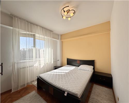 Apartament 2 camere, decomandat, boxa, parcare, ultracentral, Ploiesti