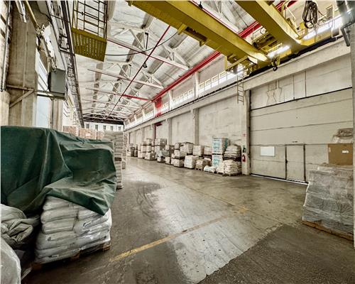 Hala industriala 2500 mp, birouri 400 mp si platforma betonata, zona Nord, Ploiesti