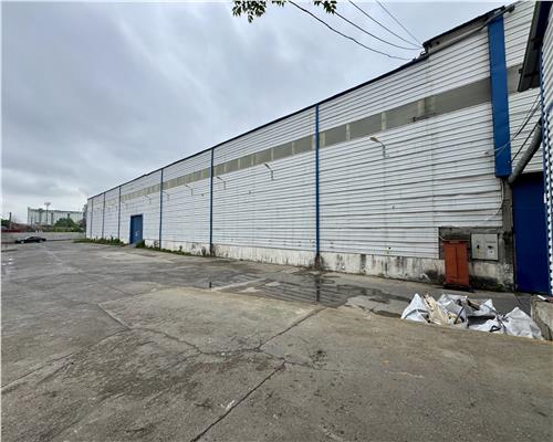 Hala industriala 2500 mp, birouri 400 mp si platforma betonata, zona Nord, Ploiesti