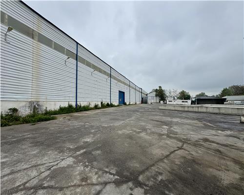 Hala industriala 2500 mp, birouri 400 mp si platforma betonata, zona Nord, Ploiesti