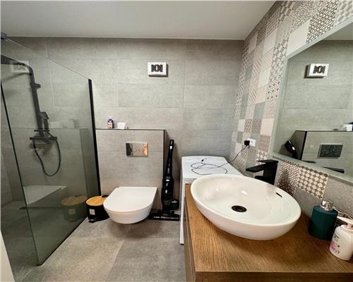 Apartament premium de inchiriat, 2 camere, loc de parcare, Ploiesti, cartier Albert.