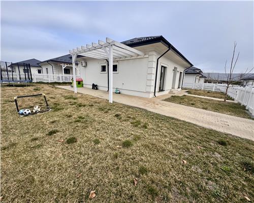 Vanzare casa 4 camere,  mobilata/ utilata, Ploiesti,  cartier MRS Country