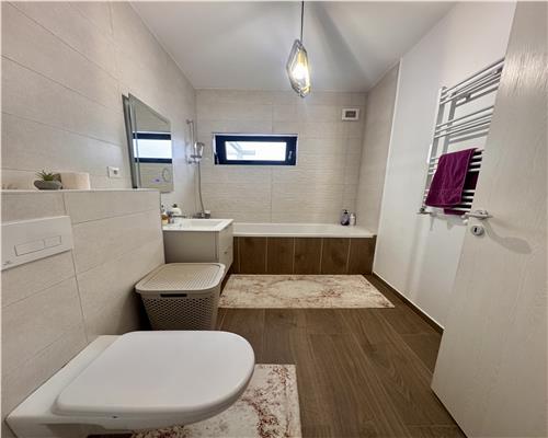 Vanzare casa 4 camere,  mobilata/ utilata, Ploiesti,  cartier MRS Country