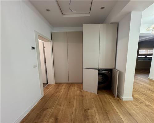 Vanzare casa 4 camere,  mobilata/ utilata, Ploiesti,  cartier MRS Country