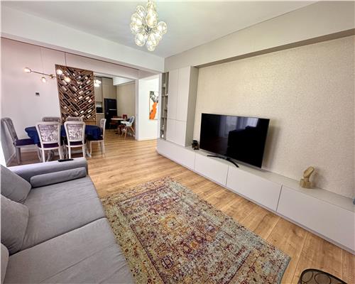 Vanzare casa 4 camere,  mobilata/ utilata, Ploiesti,  cartier MRS Country