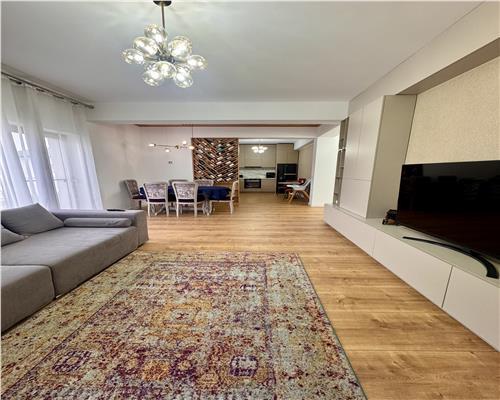 Vanzare casa 4 camere,  mobilata/ utilata, Ploiesti,  cartier MRS Country